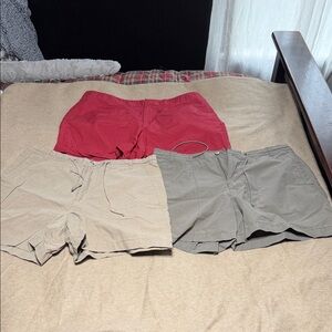 Stylish Women's Cargo Shorts - Melon, Beige and Greige (green)